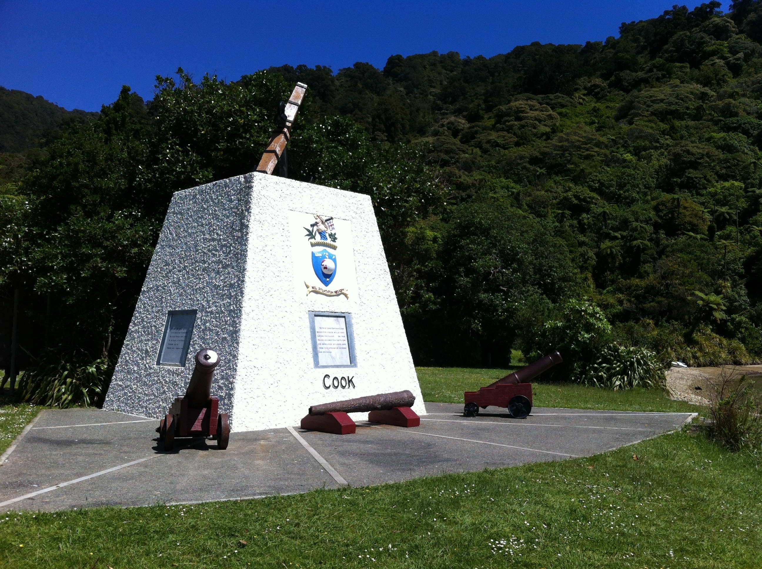 captain cook monument