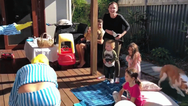 received_10157416319769692-animation1